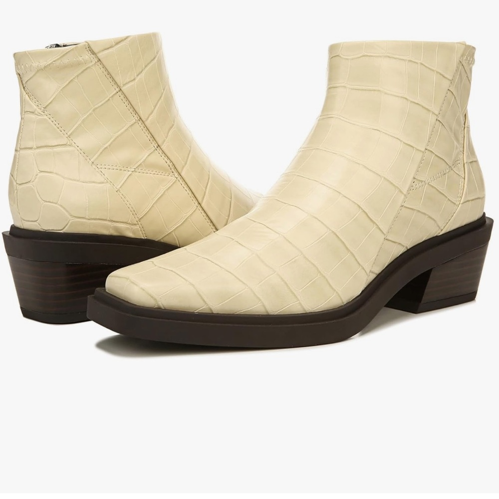 FRANCO SARTO Fina Faux Leather Croc Western Booties Cream sz 6